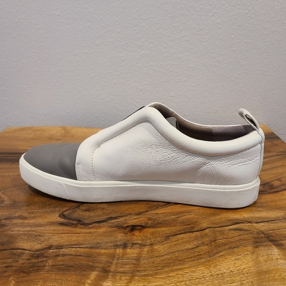 Vince Caden Colorblock White & Gray Leather Sneakers - Picture 7 of 13